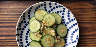 Salade de concombres à la coréenne