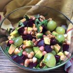 Salade automnale aux raisins